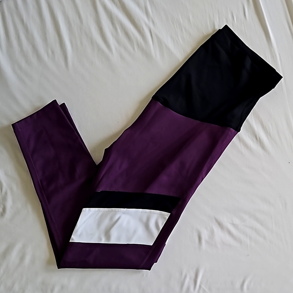 Maternity gym leggings